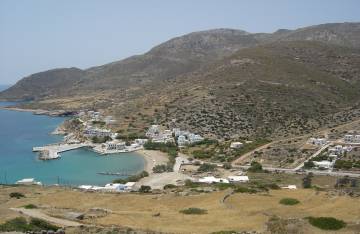 Σίκινος - Άφησε τη να σε παρασύρει στα στενά της σοκάκια, στα μονοπάτια της!