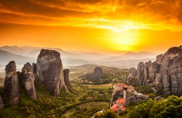 Μετέωρα: Μία ανάσα από τον Θεό